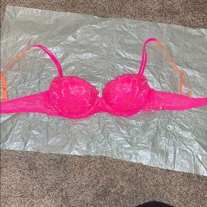 VS Pink date push up bra